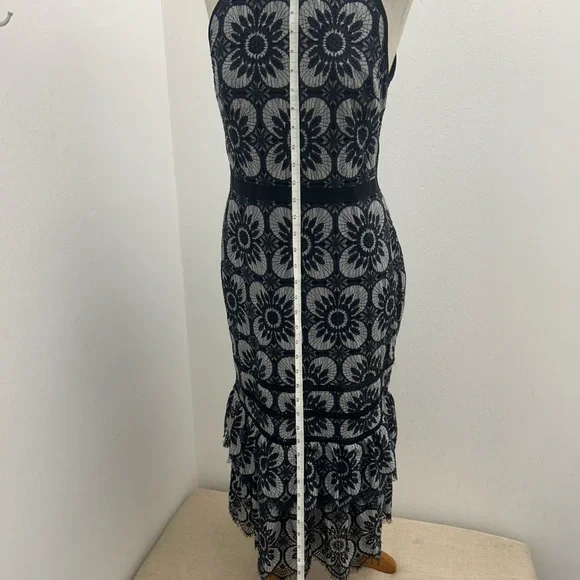 Banana Republic Black and White Floral Midi Dress - Picture 11 of 12